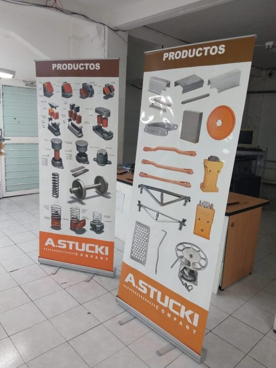 Display publicitario STUCKI para expo industrial 5