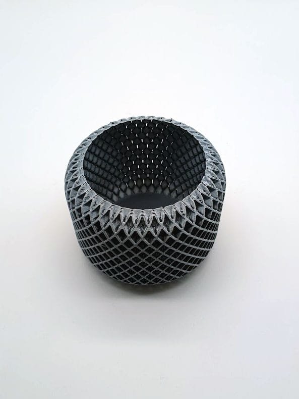 Impresión de prototipo rápido 3D: Maceta 1 Impresión de prototipo rápido 3D: Maceta 1